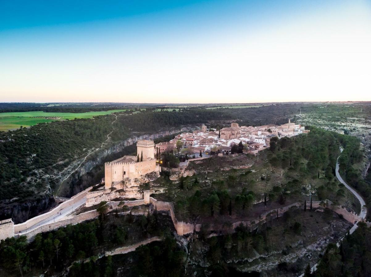 Отель Parador De Аларкон Экстерьер фото